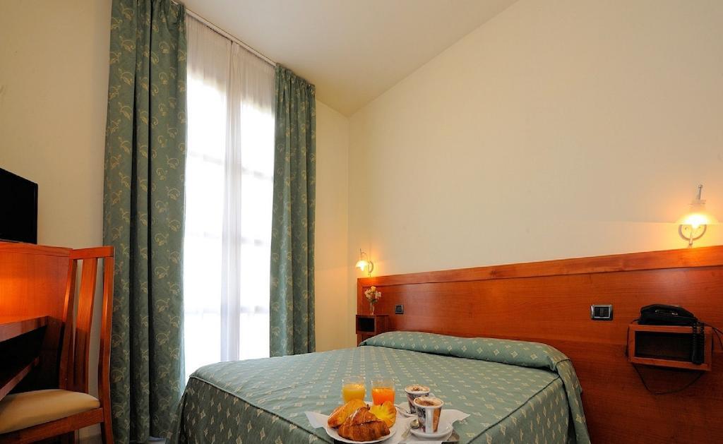Hotel Fondovalle Città della Pieve Стая снимка